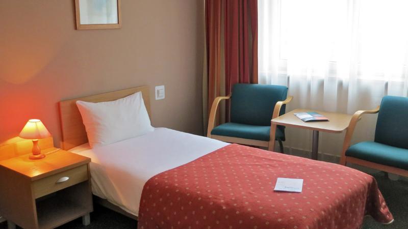 Hotel Wilanow Warszawa By Desilva Екстер'єр фото