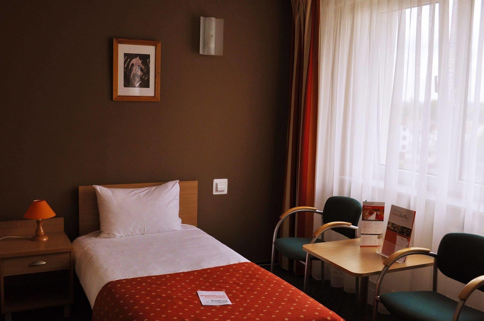 Hotel Wilanow Warszawa By Desilva Екстер'єр фото
